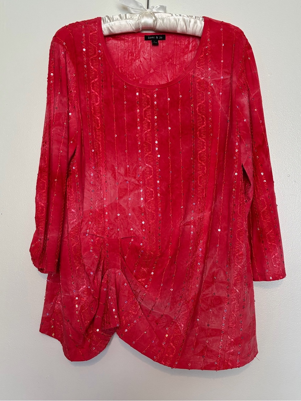 Sami & Jo Red Sequin Scoop Neck Tunic Top